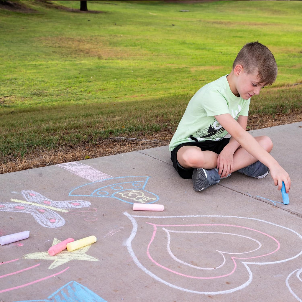 JOYIN 160 PCS Sidewalk Chalks Set-16 Colors Non-Toxic Washable Jumbo Chalk for Outdoor Art Play, Painting on Chalkboard, Blackboard and Playground