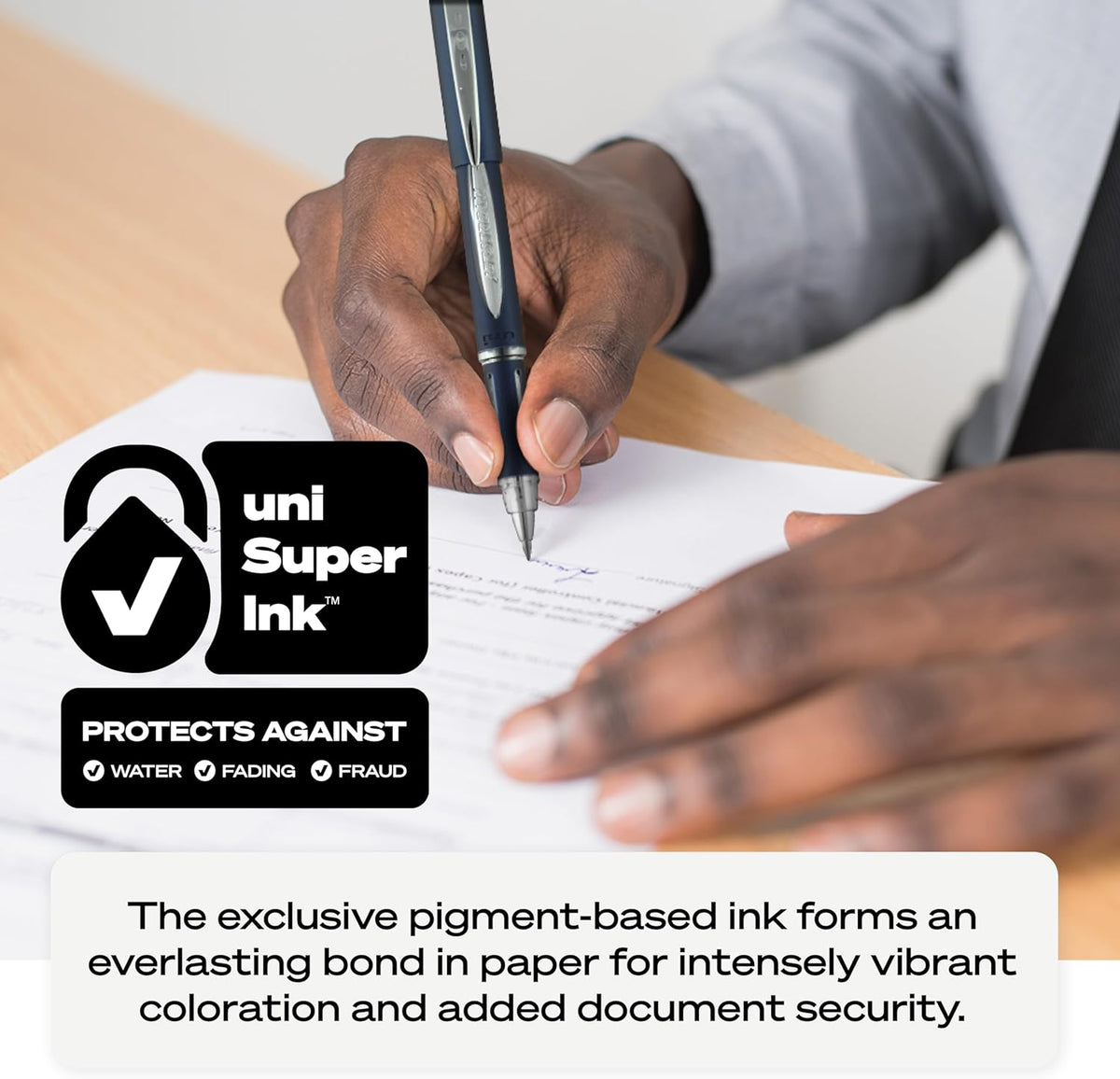 uniball™ Jetstream RT Ballpoint Pens, Black Ink, 0.7mm Fine Point, 3 Count